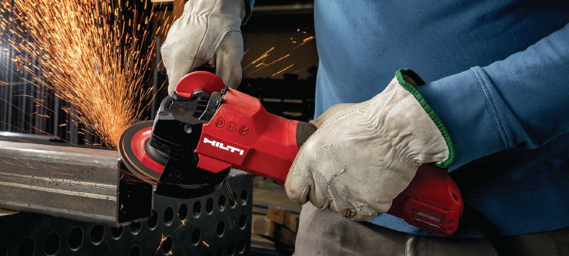 AG 150-20D Winkelschleifer Winkelschleifer 2.000 W mit bürstenlosem Motor und Totmann-Schalter zum Schneiden und Schleifen in Metall, Beton und Mauerwerk mit Scheiben bis 150 mm Anwendungen 1